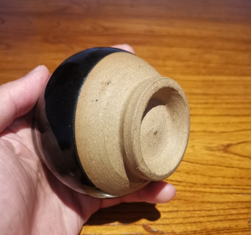 古玩陶瓷元代?定窯系黑釉茶入拍賣，當(dāng)前價格3999元