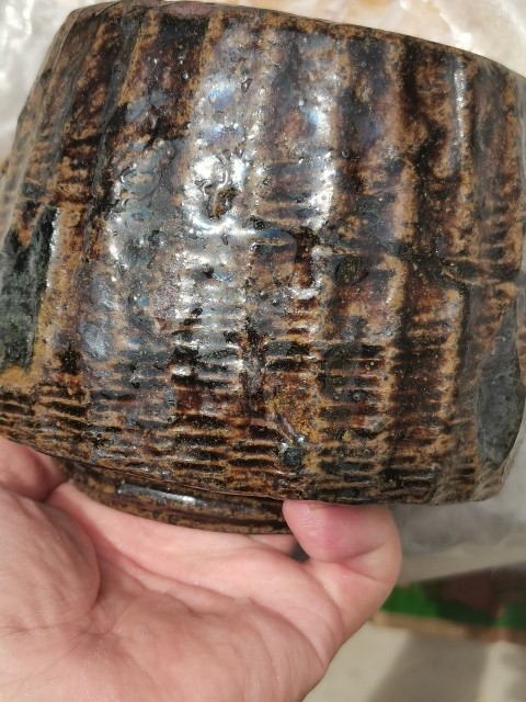古玩陶瓷清代醬釉魚簍罐妖變漂亮。拍賣,當前價格688元