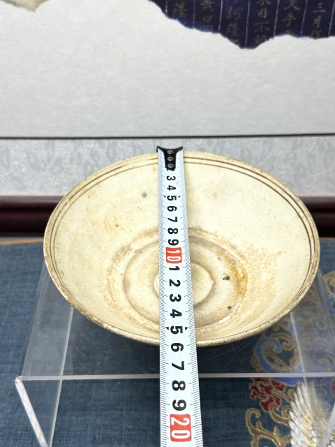 古玩陶瓷元末明初·白釉褐彩花卉紋碗真品鑒賞圖