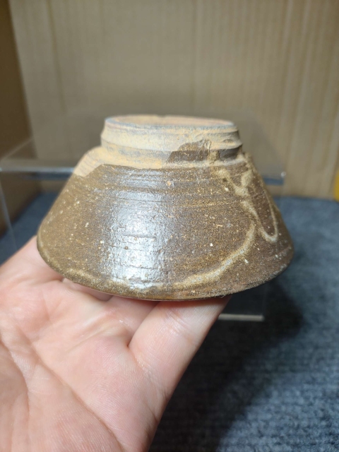 古玩陶瓷吉州窯褐釉月影梅茶盞拍賣,當前價格9988元