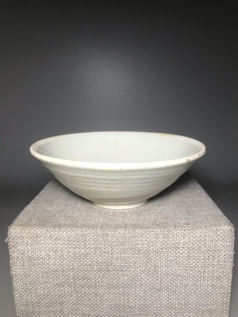 古玩陶瓷精美青白釉出筋梅花斗笠碗拍賣,當前價格1999元