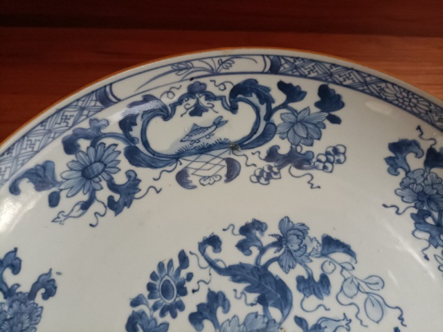 古玩陶瓷康熙青花折枝花卉紋盤拍賣，當(dāng)前價(jià)格1288元