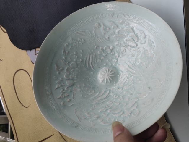 古玩陶瓷湖田影青系鳳穿牡丹斗笠大碗拍賣，當前價格32000元