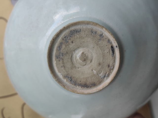 古玩陶瓷湖田影青系鳳穿牡丹斗笠大碗拍賣，當前價格32000元