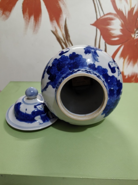 古玩陶瓷清光緒青花仕女嬰戲圖將軍罐拍賣，當前價格4800元
