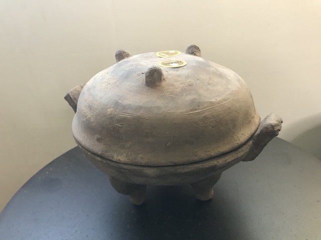 古玩陶瓷漢·灰陶雙耳三足鼎.域鑒保真拍賣，當前價格1600元