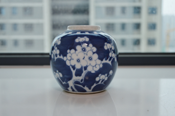 【清末民初】青花冰梅紋罐拍賣(mài)，當(dāng)前價(jià)格999元
