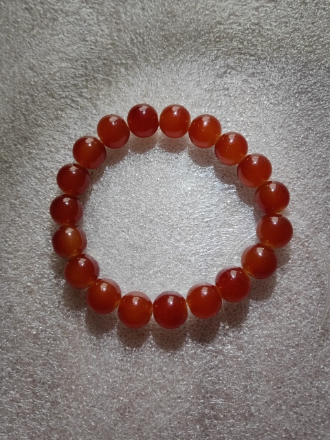 古玩玉器紅瑪瑙珠串拍賣,當(dāng)前價(jià)格260元