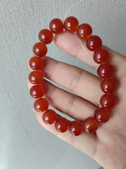 古玩玉器紅瑪瑙珠串拍賣,當(dāng)前價(jià)格260元