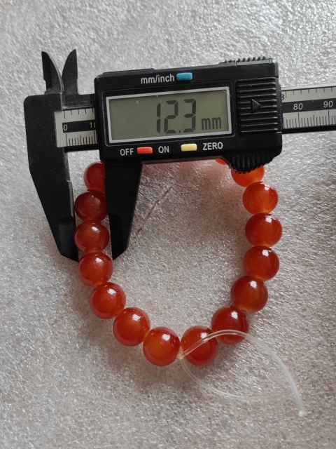 古玩玉器紅瑪瑙珠串拍賣,當(dāng)前價(jià)格260元