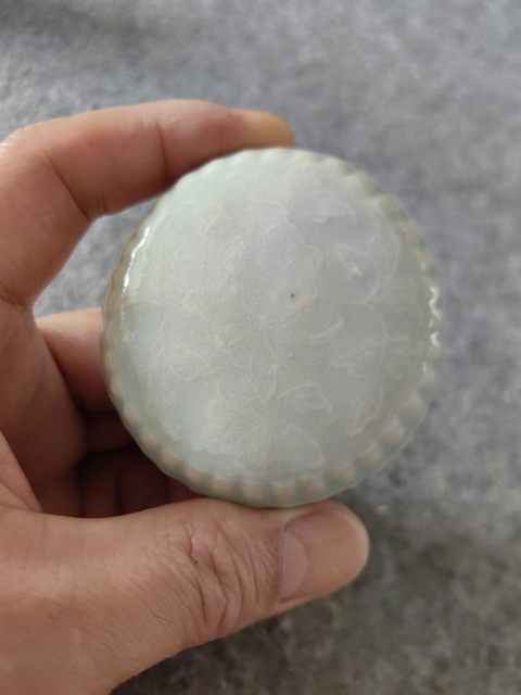 古玩陶瓷湖田窯影青印花粉盒拍賣，當前價格6800元