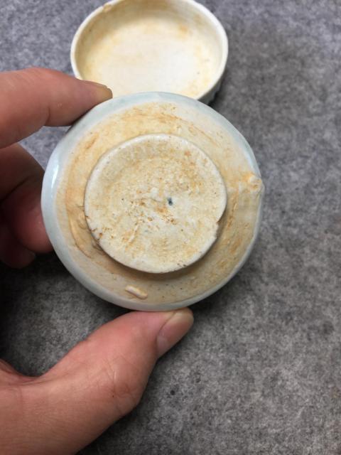 古玩陶瓷湖田窯影青印花粉盒拍賣,當前價格6700元