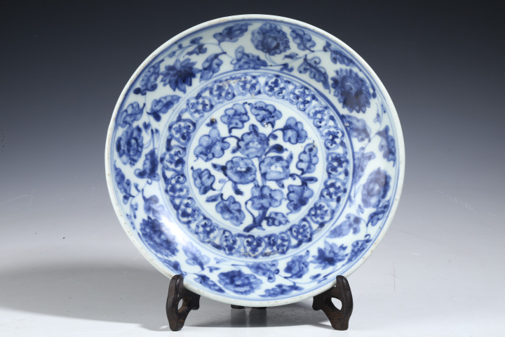 古玩陶瓷明中·青花花卉紋盤拍賣，當前價格23800元
