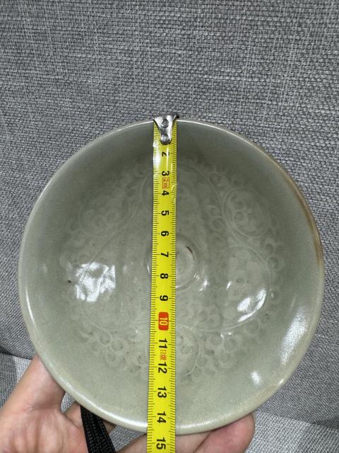 古玩陶瓷耀州窯印模團菊紋碗拍賣，當前價格9800元