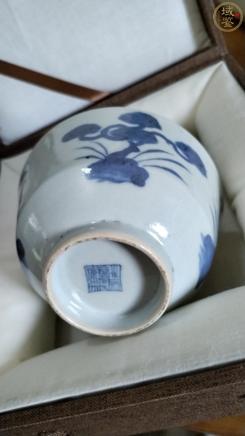 古玩陶瓷大清嘉慶年制款青花蓋碗拍賣,當前價格2200元