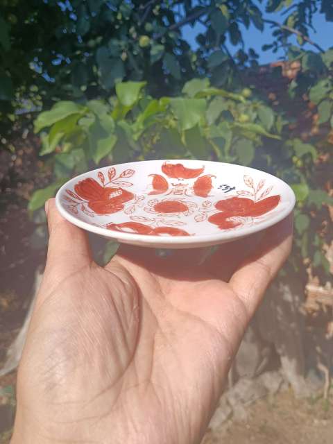 古玩陶瓷清末民初～礬紅彩三多壽字紋盤拍賣，當前價格138元