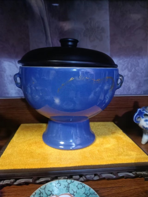 古玩陶瓷光緒霽藍釉四系高足暖鍋拍賣，當前價格4888元