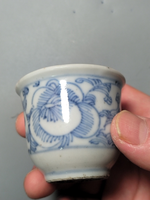 古玩陶瓷清中.景德鎮青花纏枝花紋杯460拍賣,當前價格460元