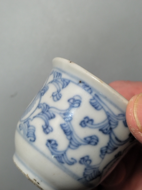 古玩陶瓷清中.景德鎮青花纏枝花紋杯460拍賣,當前價格460元