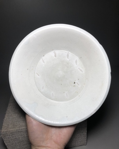 古玩陶瓷五代十國精品宣州窯白釉盤拍賣，當前價格6888元