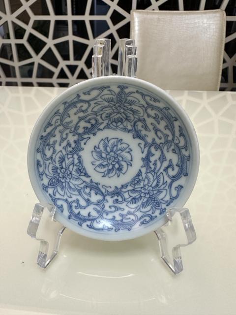 古玩陶瓷青花淡描花卉小蝶拍賣,當前價格580元