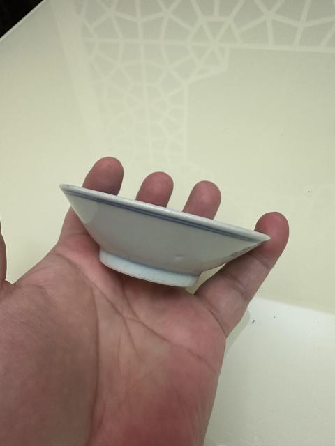古玩陶瓷青花淡描花卉小蝶拍賣,當前價格580元