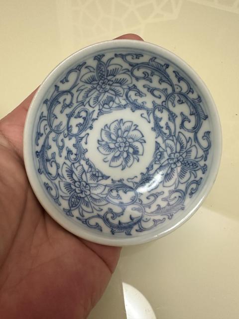 古玩陶瓷青花淡描花卉小蝶拍賣,當前價格580元