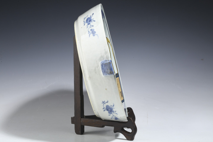 古玩陶瓷清花大溫盤(清中,域鑒實物鑒真)拍賣,當(dāng)前價格2680元