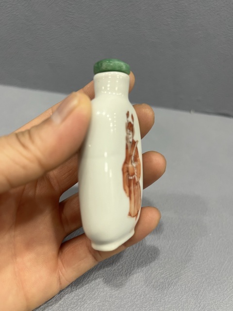 古玩陶瓷礬紅彩鐘馗圖鼻煙壺拍賣,當前價格6500元