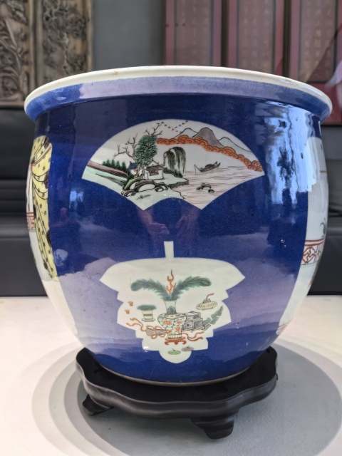 古玩陶瓷灑藍開窗五彩人物故事紋畫缸拍賣，當前價格48888元