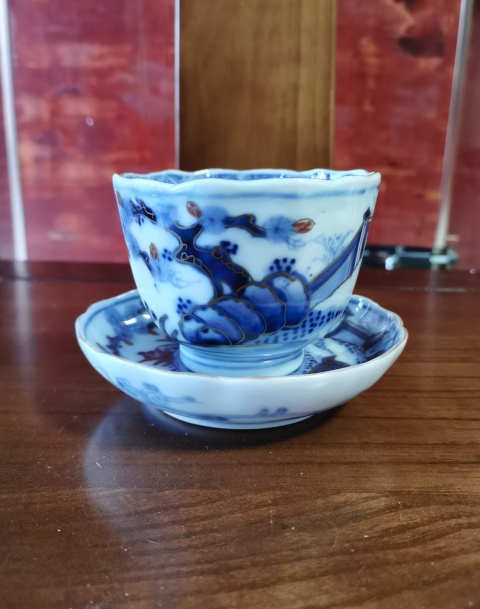 古玩陶瓷十九世紀青花描金山水人物杯碟拍賣,當前價格470元