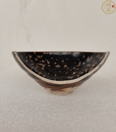 古玩陶瓷吉州窯黑釉鷓鴣斑盞殘片標本拍賣，當前價格786元