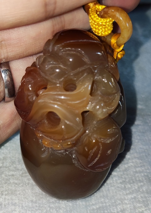 古玩玉器天然瑪瑙把件拍賣,當前價格468元