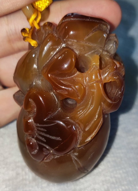 古玩玉器天然瑪瑙把件拍賣,當前價格468元