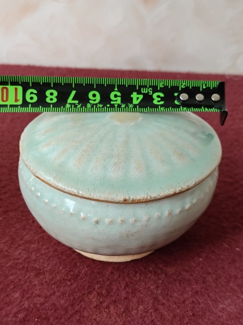 古玩陶瓷湖田窯鼓釘蓋罐拍賣，當前價格9600元