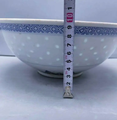 古玩陶瓷精美創匯時期青花花卉紋大碗拍賣,當前價格120元