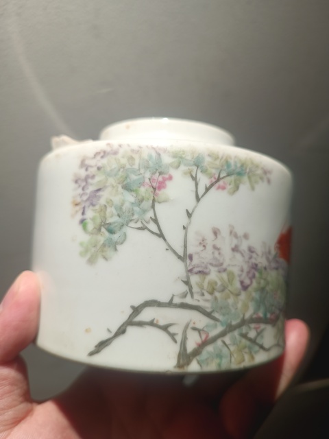古玩陶瓷晚清淺降彩名家花鳥詩文僧帽壺拍賣,當(dāng)前價格1600元