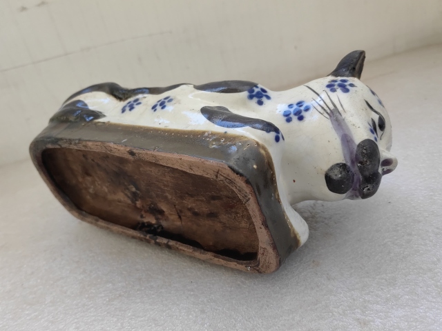 古玩陶瓷磁州窯青花褐釉貓枕拍賣，當前價格680元