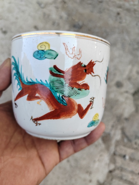 古玩陶瓷民國龍紋彩繪香爐拍賣,當(dāng)前價(jià)格866元
