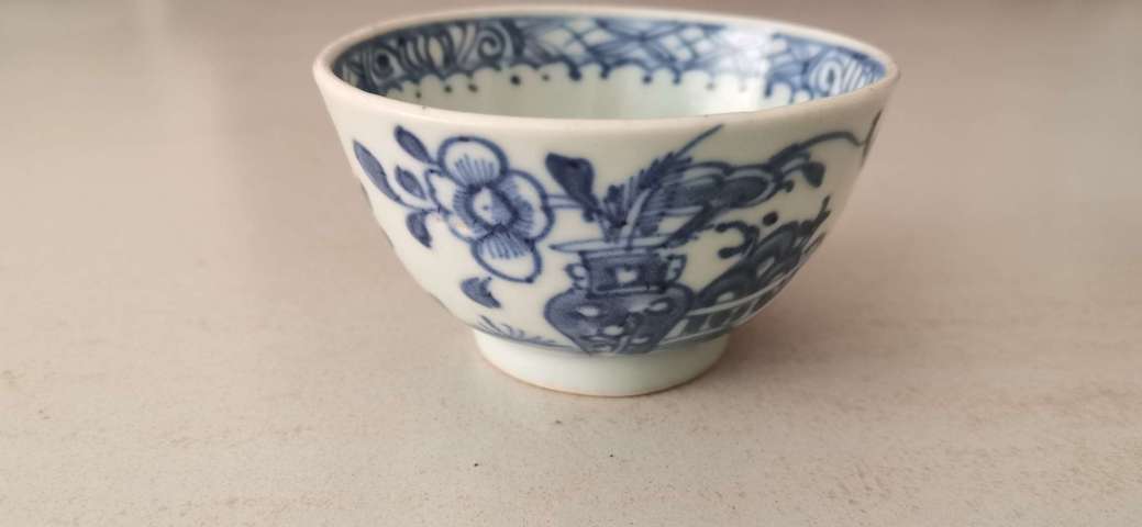 古玩陶瓷康熙青花博古紋杯拍賣,當前價格1000元