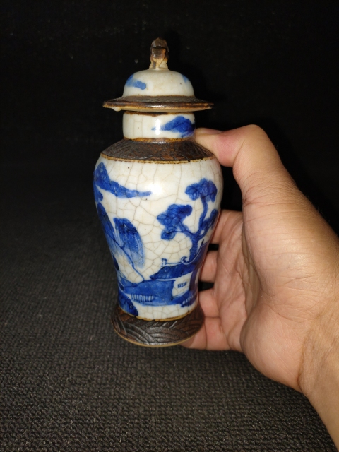 古玩陶瓷【精品】清晚期 哥釉鐵銹花青花山水紋蓋瓶【精品民窯】【傳世佳品】拍賣,當前價格0元