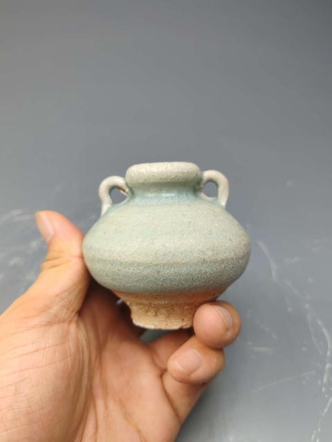 古玩陶瓷龍泉青瓷雙系水盂拍賣(mài)，當(dāng)前價(jià)格1200元