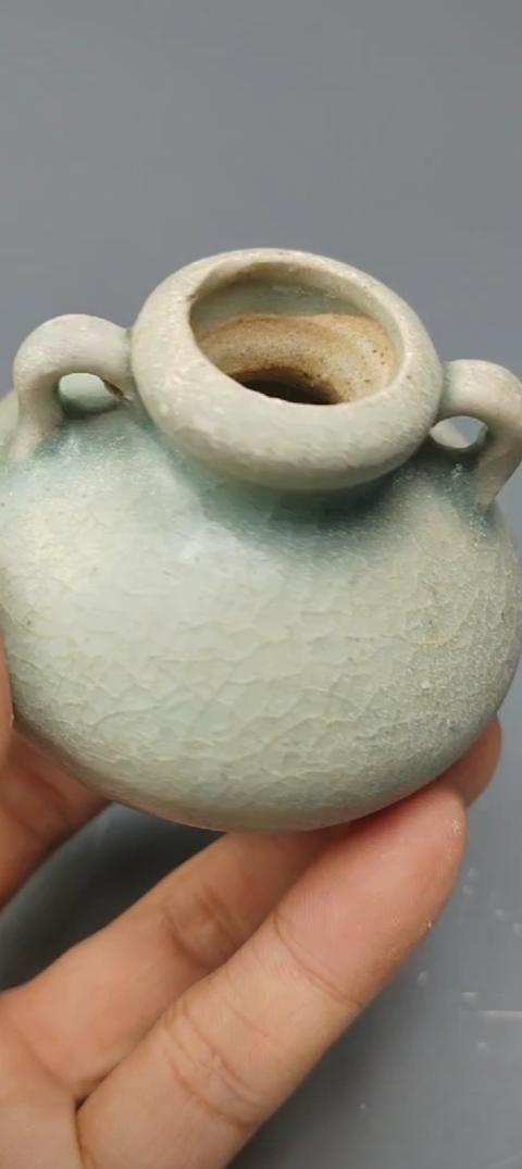 古玩陶瓷龍泉青瓷雙系水盂拍賣(mài)，當(dāng)前價(jià)格1200元