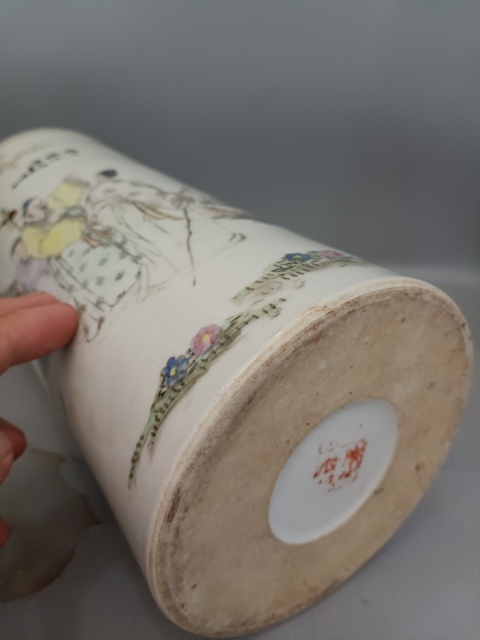 古玩陶瓷民國淺降彩人物故事紋帽筒拍賣,當前價格399元