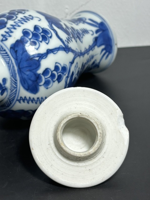 古玩陶瓷清康熙·青花松鼠葡萄紋將軍瓶/罐拍賣，當前價格3600元