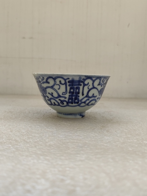 青花淡描花卉紋喜字杯拍賣，當前價格398元