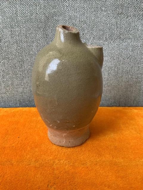 古玩陶瓷唐代?長(zhǎng)沙窯青釉凈瓶標(biāo)本拍賣,當(dāng)前價(jià)格2600元