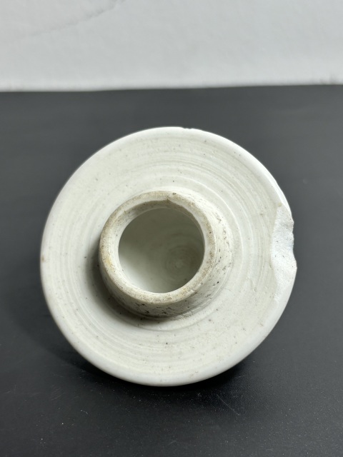 古玩陶瓷清早期·康熙·青花葡萄紋將軍罐拍賣,當(dāng)前價(jià)格3800元