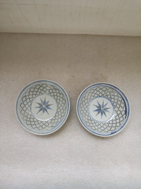 古玩陶瓷花卉紋盤拍賣,當前價格260元