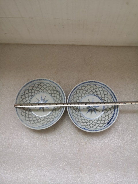 古玩陶瓷花卉紋盤拍賣,當前價格260元